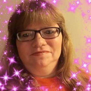 Meet your Posher, Cynthia